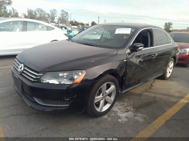 1VWAT7A31EC053175 Volkswagen Passat