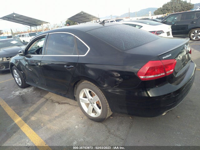 1VWAT7A31EC053175 Volkswagen Passat