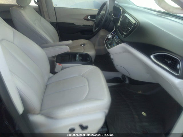 2C4RC1BG1JR107399 Chrysler Pacifica Touring L