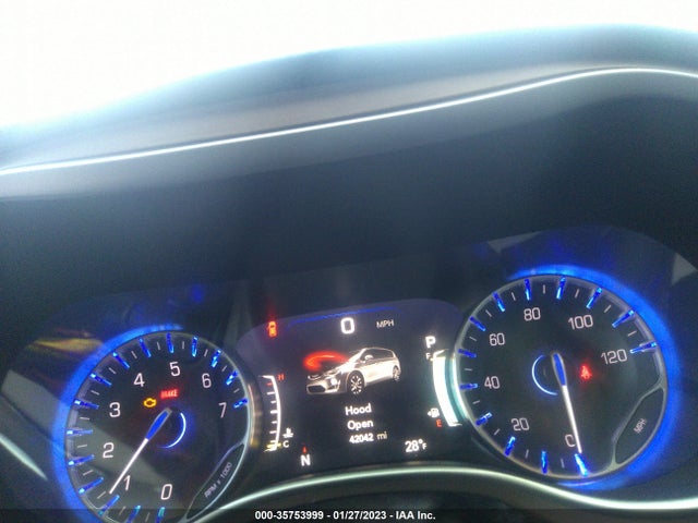 2C4RC1BG1JR107399 Chrysler Pacifica Touring L