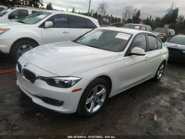 WBA3C1C53FK119687 BMW 3 Series 328i