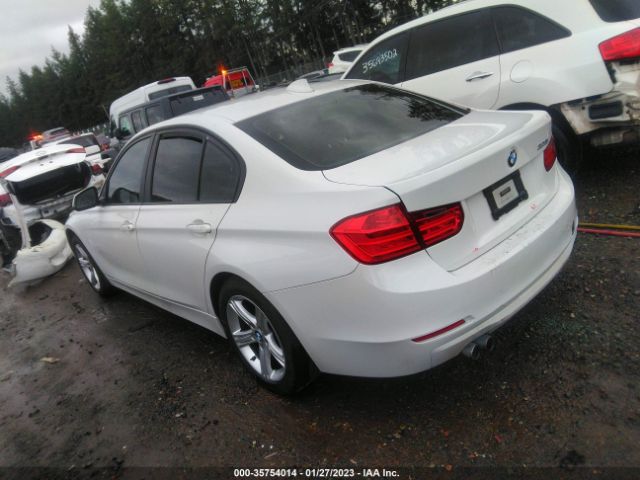 WBA3C1C53FK119687 BMW 3 Series 328i