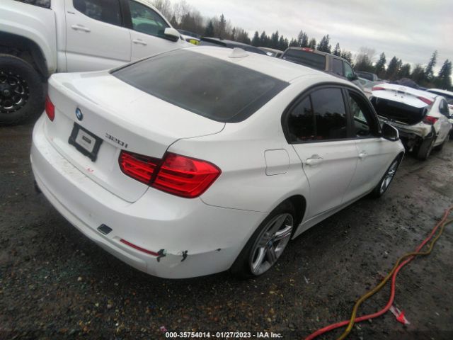 WBA3C1C53FK119687 BMW 3 Series 328i