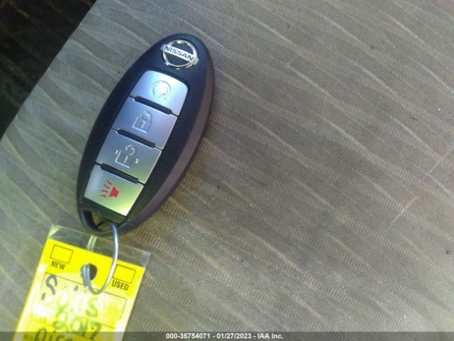 JN8AT2MT3HW384350 Nissan ROGUE SV