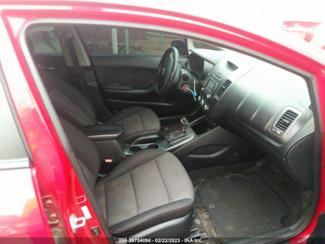 KNAFX4A68G5565414 KIA FORTE LX