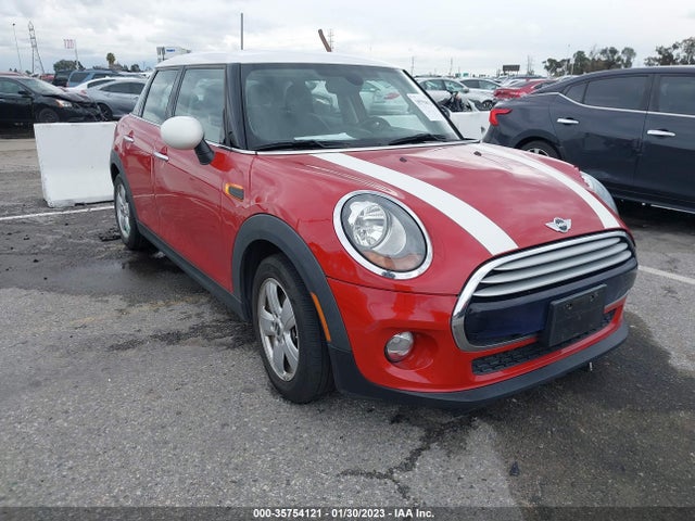 2015 Mini Cooper, VIN: WMWXS5C5XFT831362