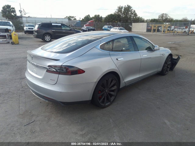 2015 Tesla Model S, VIN: 5YJSA1H21FFP66377