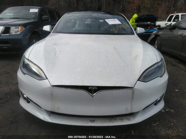 Tesla MODEL S 2018 5YJSA1E4XJF272193 Image 18