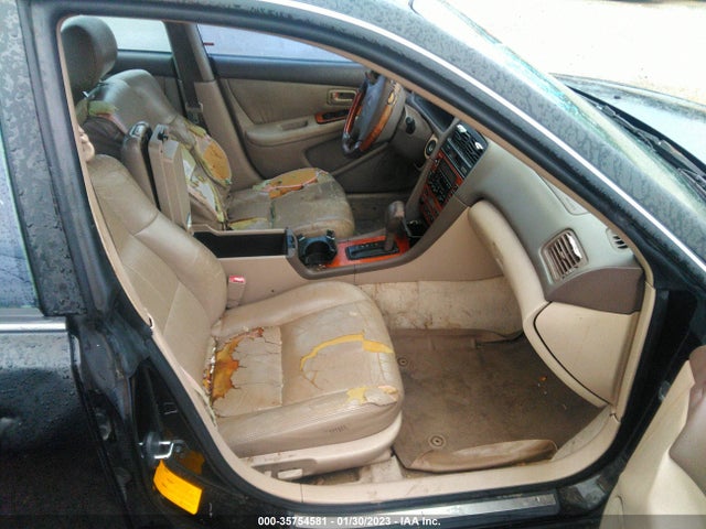JT8BF28G5Y5094927 Lexus ES 300