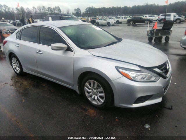 2018 Nissan Altima, VIN: 1N4AL3AP0JC271039