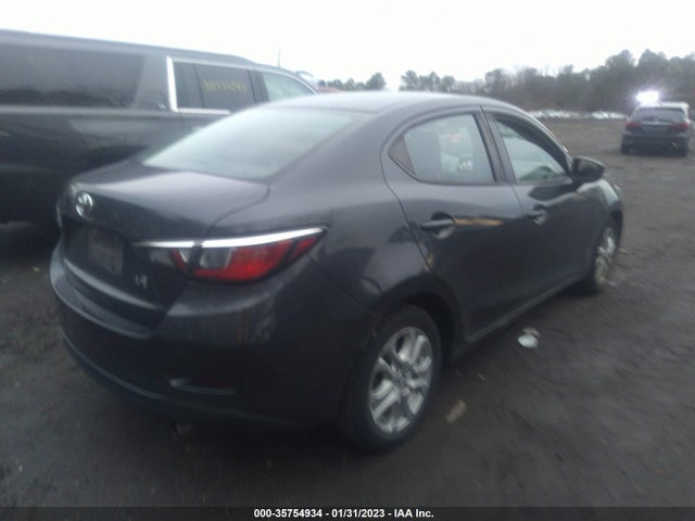 2017 Toyota Yaris, VIN: 3MYDLBYV3HY181618