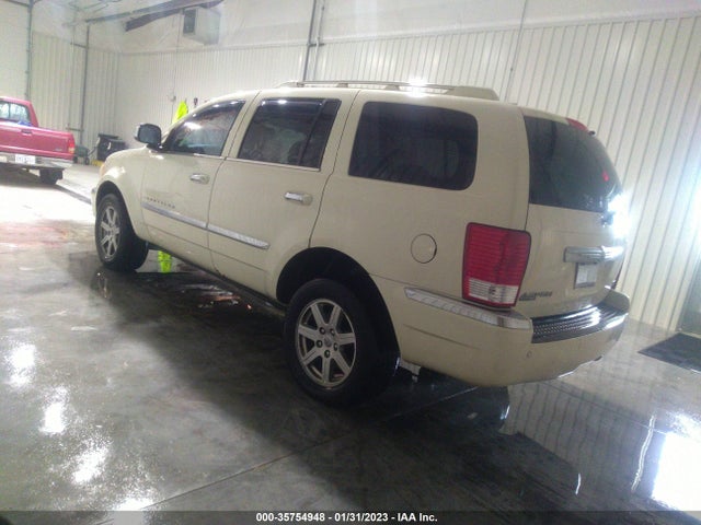 1A8HW58P97F556114 Chrysler Aspen Limited