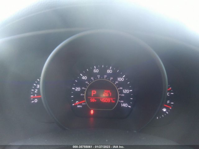 KNDJN2A26F7158988 KIA Soul Base