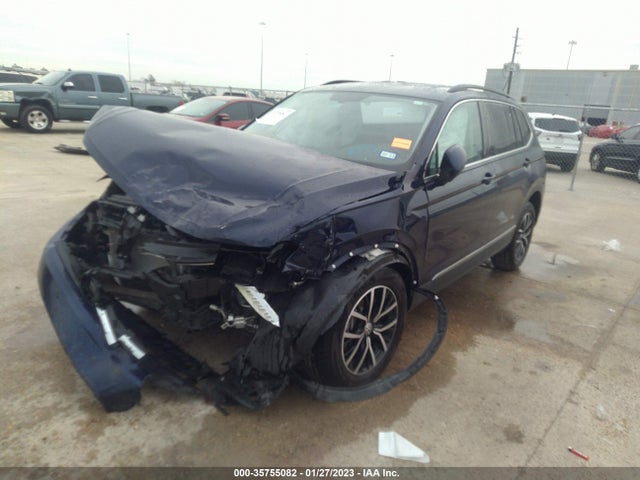 3VV2B7AX4MM142993 Volkswagen Tiguan Se/se R-line Black/sel