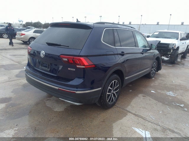 3VV2B7AX4MM142993 Volkswagen Tiguan Se/se R-line Black/sel