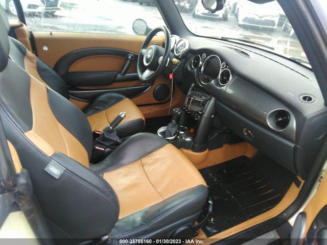 WMWRH33546TK57868 Mini Cooper Convertible S