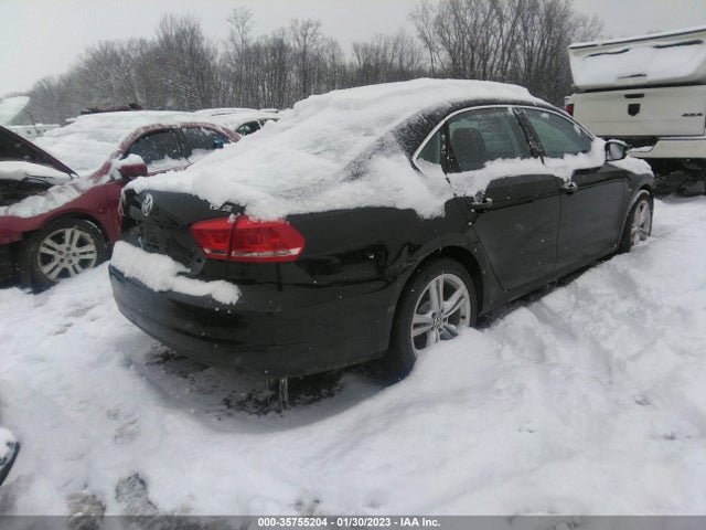 1VWBS7A30EC116404 Volkswagen Passat Se W/sunroof