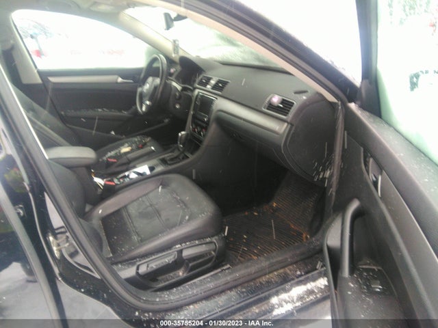 1VWBS7A30EC116404 Volkswagen Passat Se W/sunroof