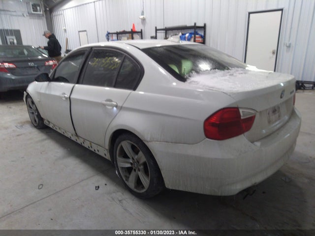 BMW 3 Series 328i 2008 WBAVC53538A246903 Image 3