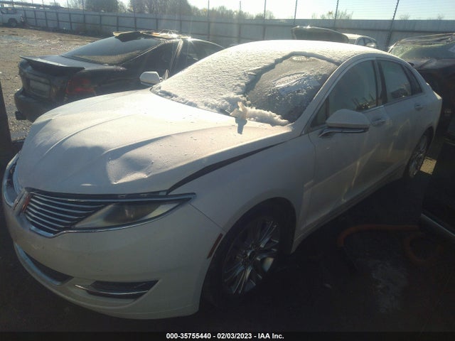 Lincoln MKZ 2015 3LN6L2GK3FR619832 Image 2