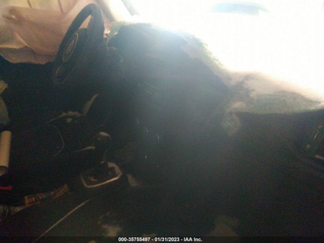 ZACCJBABXJPH69882 Jeep Renegade Sport