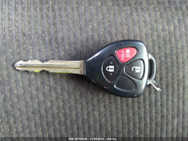 2008 SCION XB VIN: JTLKE50E781041304