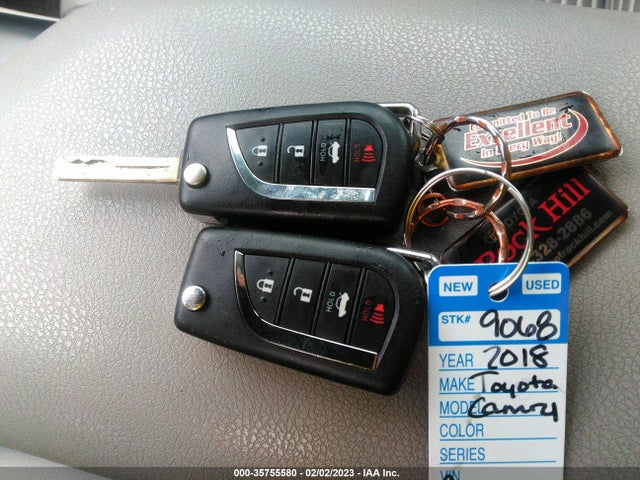 2018 Toyota Camry, VIN: 4T1B11HKXJU159146