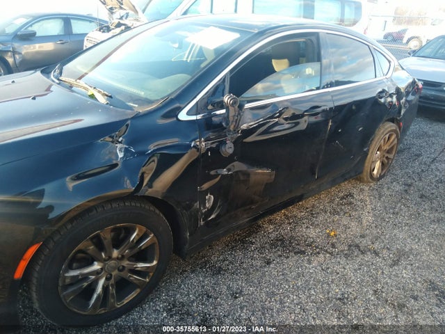 1C3CCCAB8FN628510 Chrysler 200 Limited