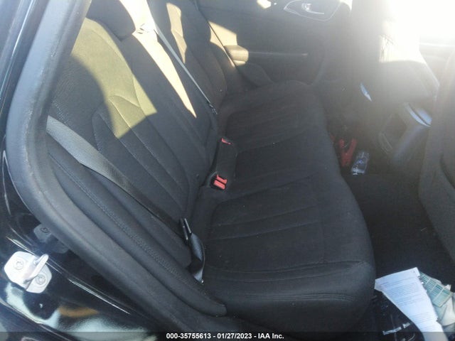 1C3CCCAB8FN628510 Chrysler 200 Limited