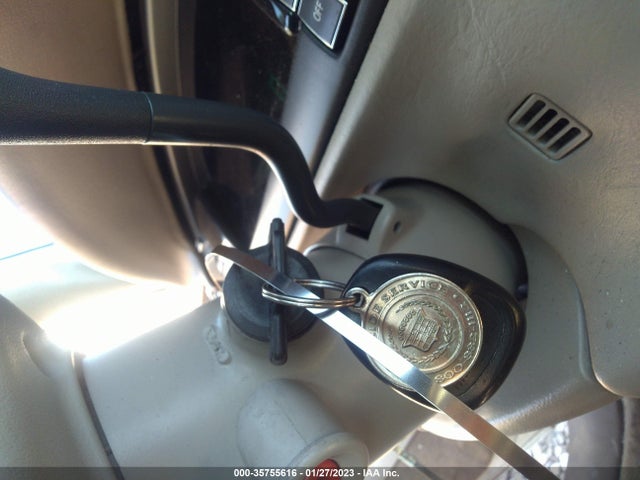Cadillac Deville 1998 1G6KD54Y9WU789182 Image 3