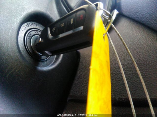 5YFEPMAE3NP321496 Toyota COROLLA LE