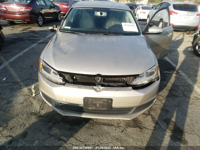2013 VOLKSWAGEN JETTA SEDAN HYBRID SE VIN: 3VW637AJ7DM253088