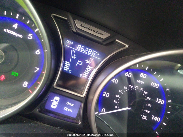 2015 Hyundai Veloster, VIN: KMHTC6AE3FU223003