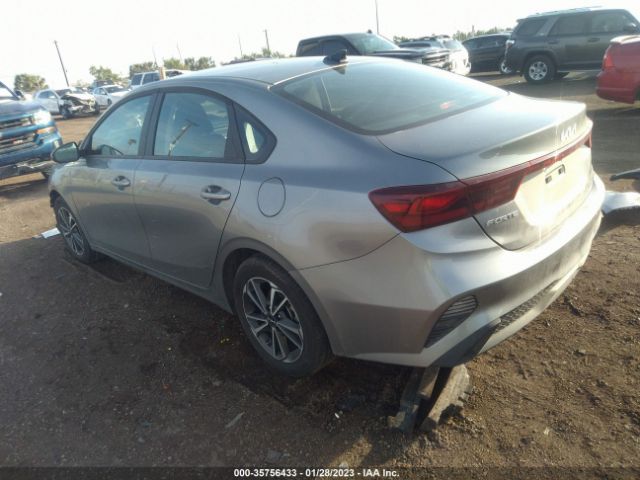 3KPF24AD9NE493009 KIA Forte Lxs