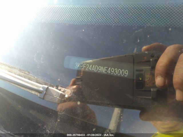 3KPF24AD9NE493009 KIA Forte Lxs