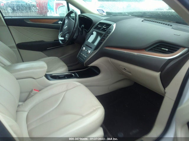 2018 Lincoln MKC, VIN: 5LMCJ2C95JUL12558