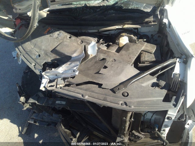 Chevrolet Suburban Lt 2018 1GNSCHKC9JR277675 Image 10