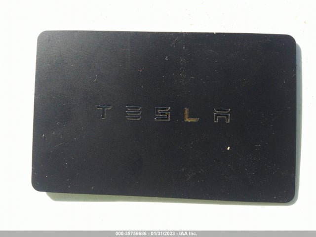 Tesla Model Y Long Range 2020 5YJYGDEE0LF012505 Image 3