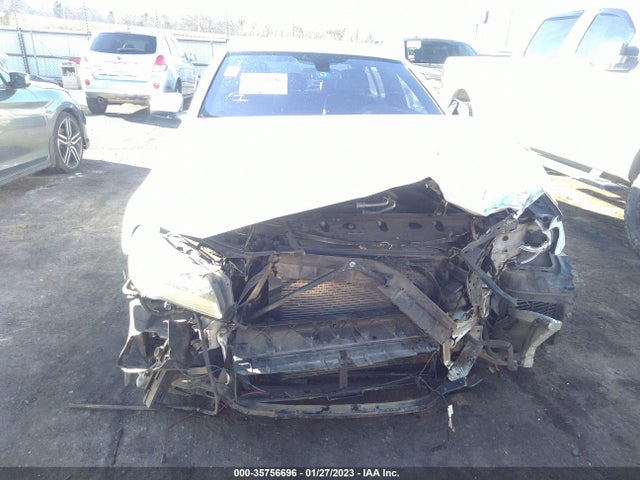 WBA5B1C57FG126219 BMW 5 Series 535i