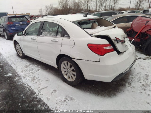 Chrysler 200 Limited 2014 1C3CCBCGXEN151628 Image 3