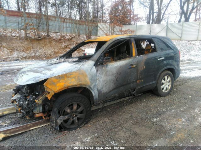 5XYKTCA17BG030778 KIA SORENTO LX