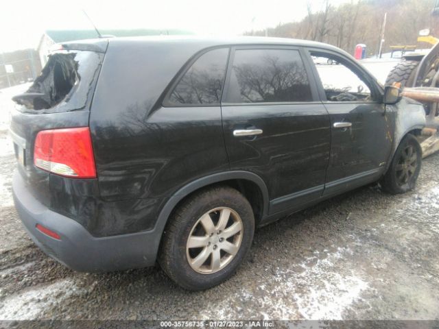 5XYKTCA17BG030778 KIA SORENTO LX