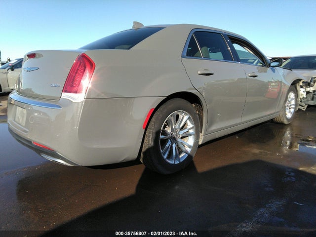 2C3CCAAG1JH286304 Chrysler 300 Touring L