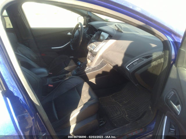 2015 Ford Focus, VIN: 1FADP3L94FL380031