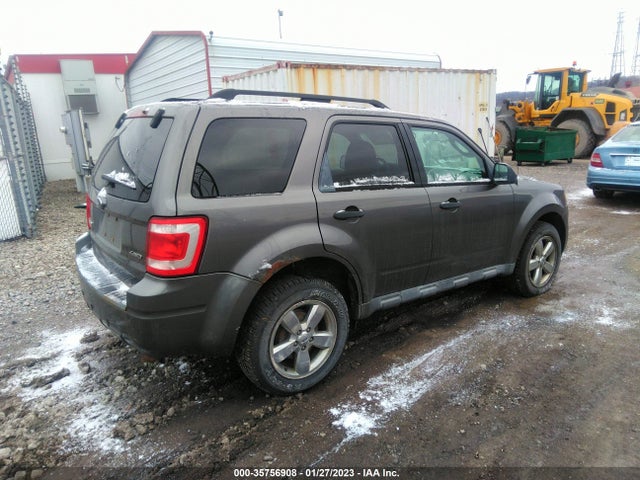 2009 FORD ESCAPE XLT VIN: 1FMCU93G59KC81627