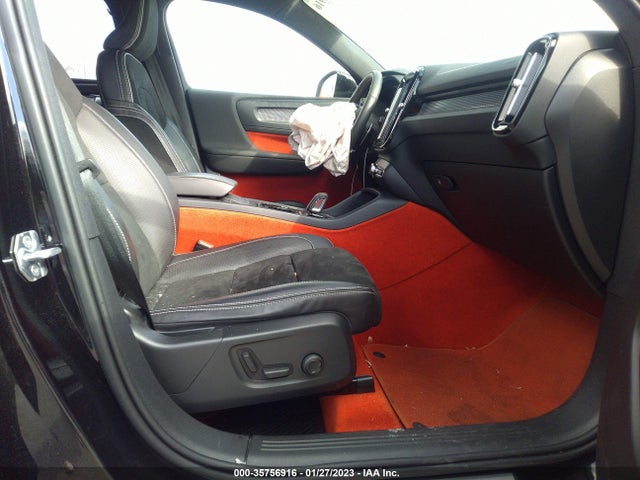 2020 Volvo XC40, VIN: YV4162UM3L2241777