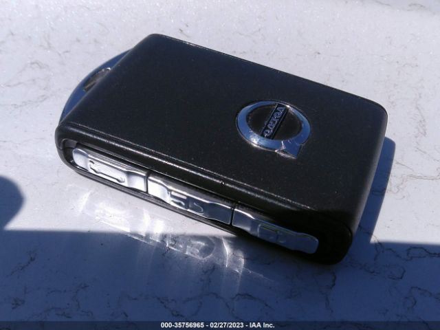 YV4102DK4M1728445 Volvo Xc60 Momentum