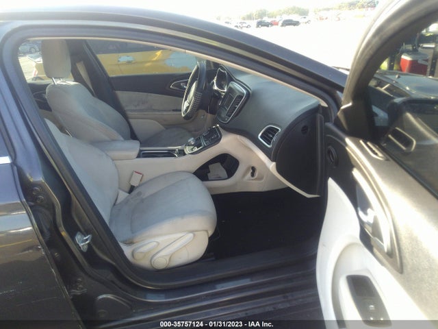 1C3CCCAB2FN616868 Chrysler 200 Limited
