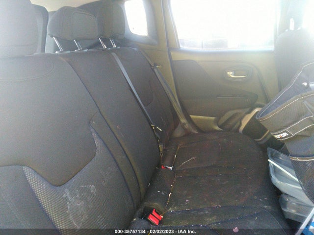 2015 Jeep Renegade, VIN: ZACCJBBT4FPC25635