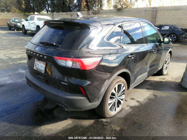 2021 Ford Escape, VIN: 1FMCU9BZ8MUB03257
